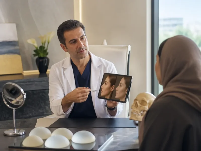 دکتر مرتضی امیرخانی، بهترین جراح پلاستیک زیبایی در قم